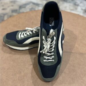 Nothing New Men's Navy and Olive Sneakers